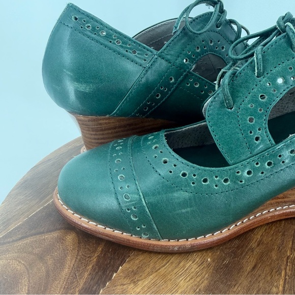 Elf Handmade Green Leather Lace-Up Wedge Shoes Size 7 Boho Oxford - Picture 8 of 13